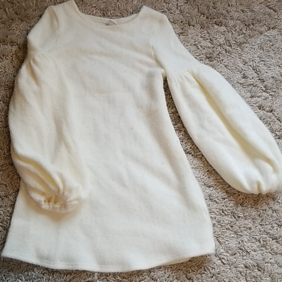 Puffy-Sleeved Dress - Picture 1 of 1